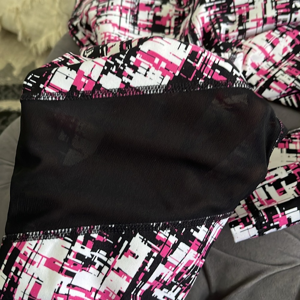 Tommy Hilfiger Sport cropped workout leggings - Picture 6 of 6